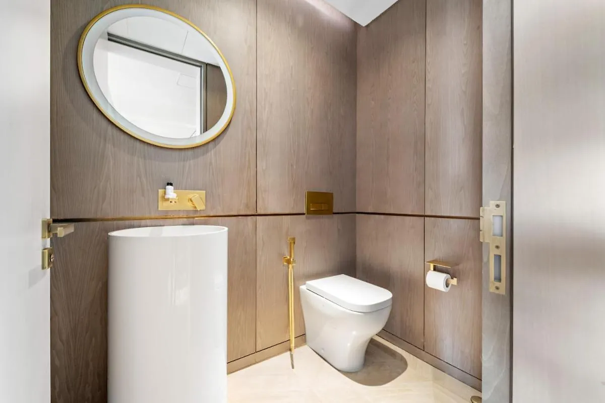 Apartment The Five Residences Are Expertly Designed And Exquisitely Furnished Dubai