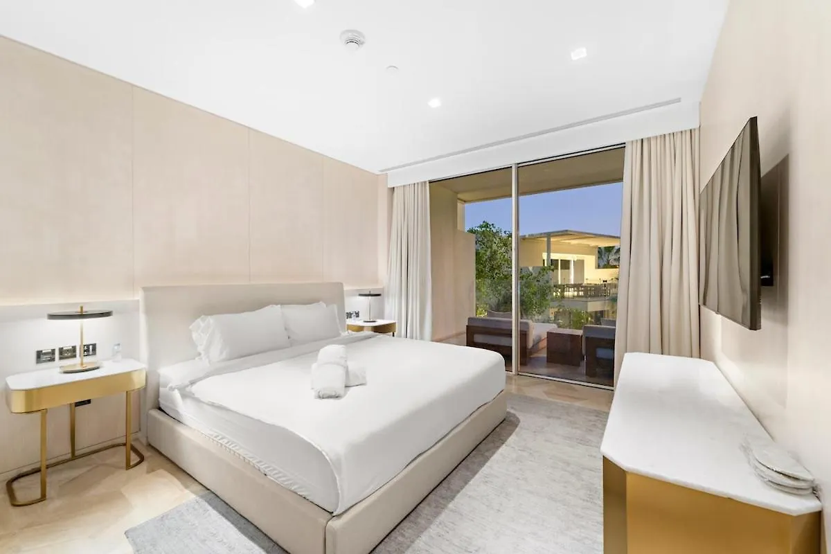 The Five Residences Are Expertly Designed And Exquisitely Furnished Dubai 0*,
