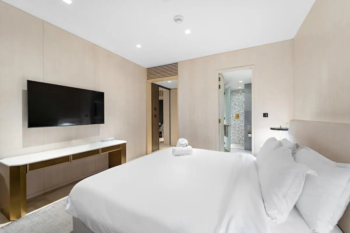 The Five Residences Are Expertly Designed And Exquisitely Furnished Dubai 0*,